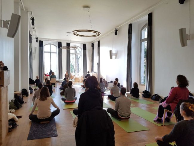 atelier de méditation de pleine conscience en direction des salariés